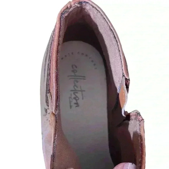 Clarks Tan Leather Ankle Boots Size 8.5M - Picture 4 of 8